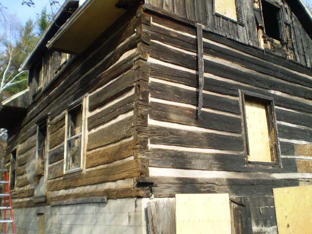 Log Home Cleaning: Before